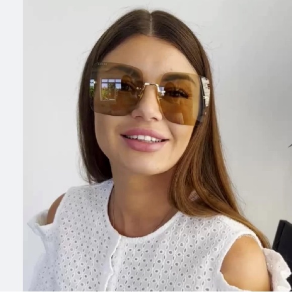 Excluded Gucci Sunglasses, New 350 - Picture 5 of 5